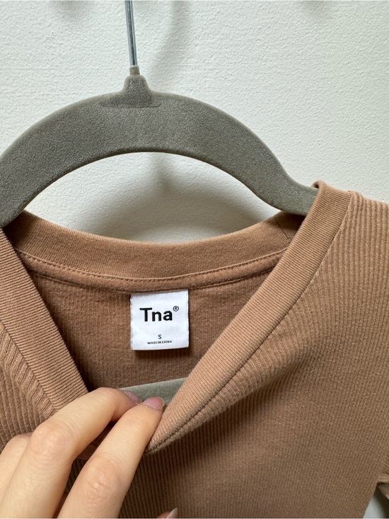 TNA Tops - TNA Ribbed Crewneck Top - Brown